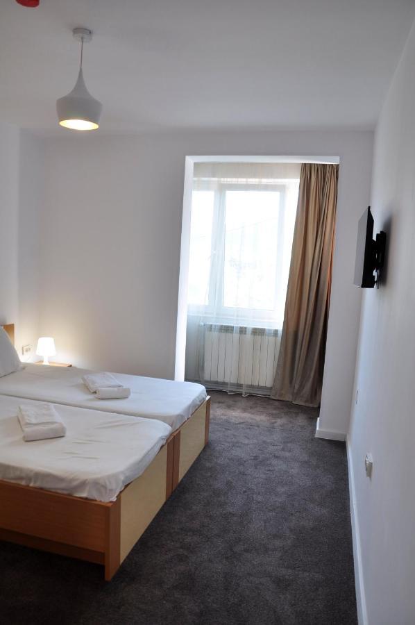 Hotel Manea Orşova Esterno foto